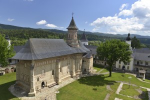 Manastirea-Neamt-si-anexe-4006